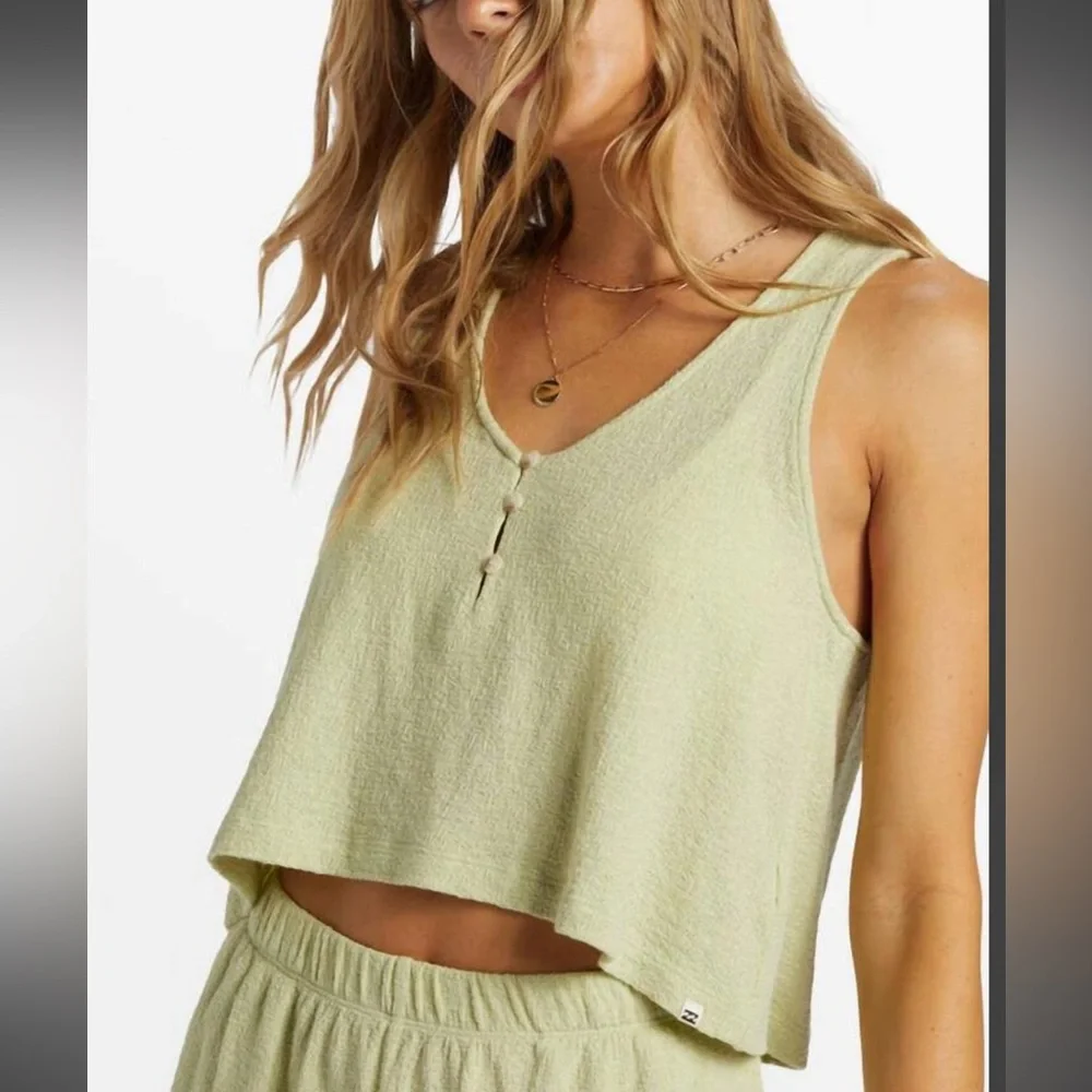 NWT Billabong Harbor Tank and Short Matching Set Size Small